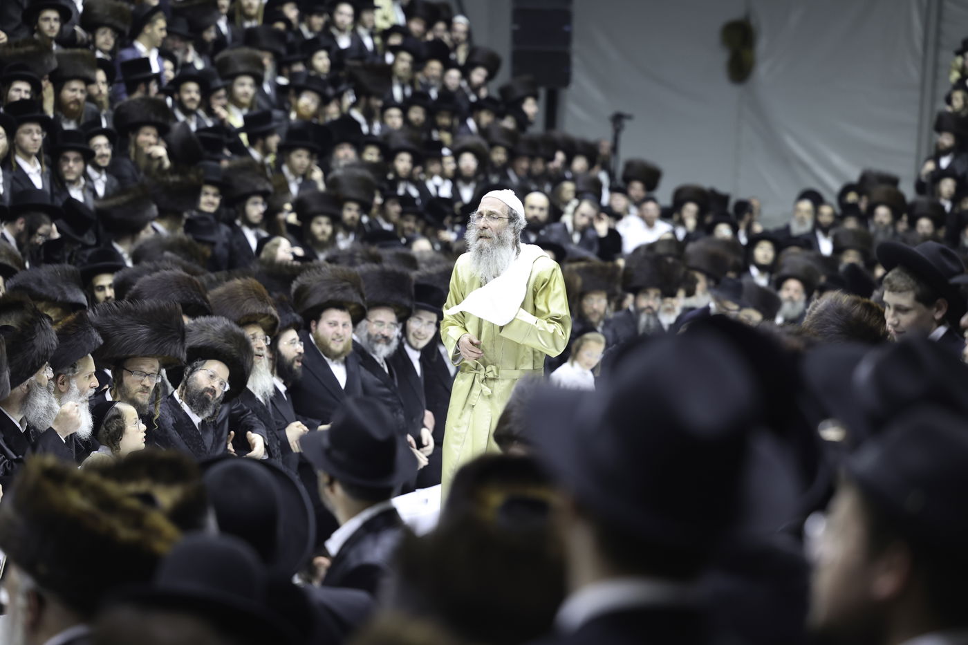 שבת אופרוף לבן המשפיע הגה"צ רבי אלימלך בידרמן | צפו