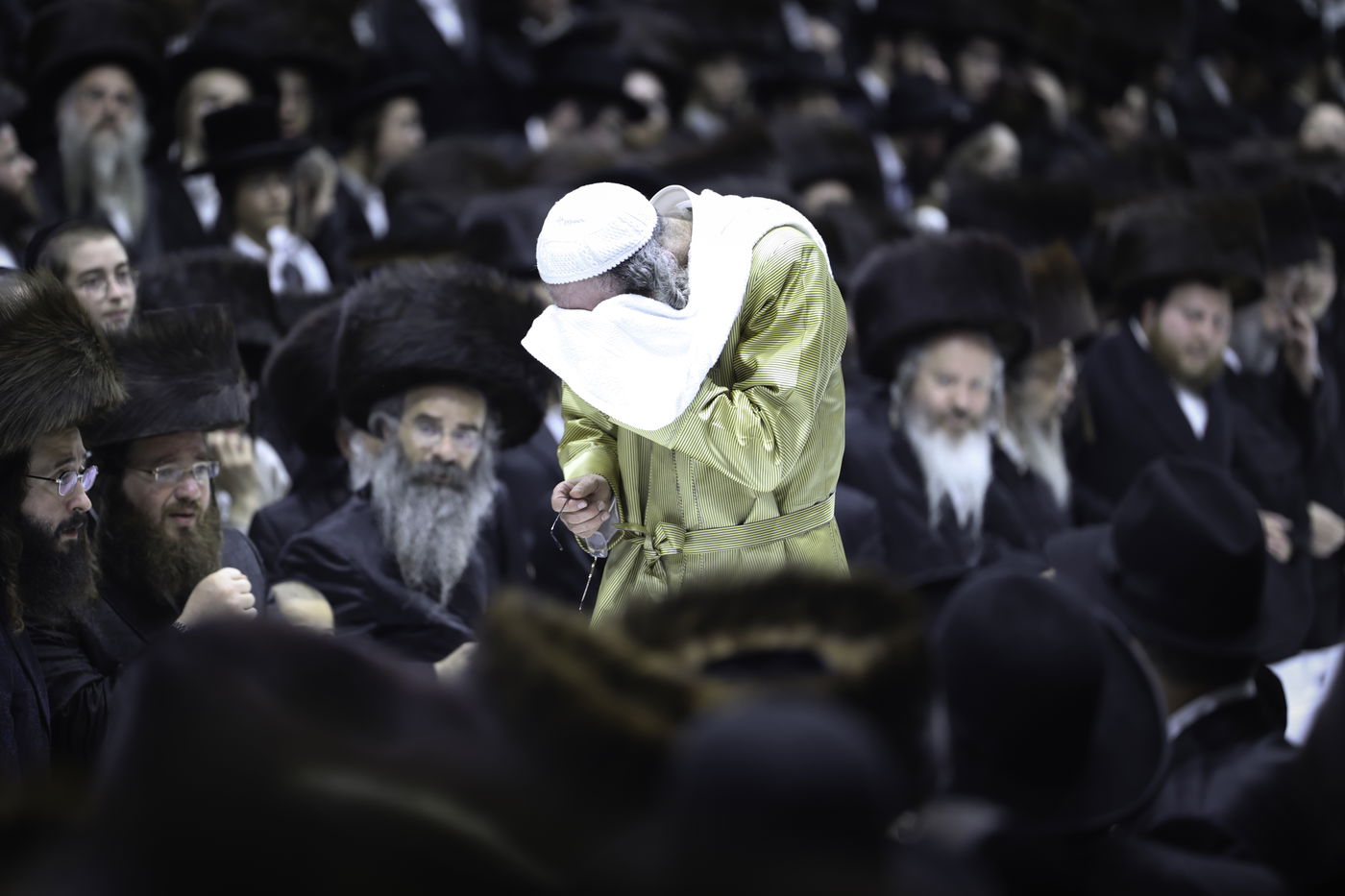 שבת אופרוף לבן המשפיע הגה"צ רבי אלימלך בידרמן | צפו