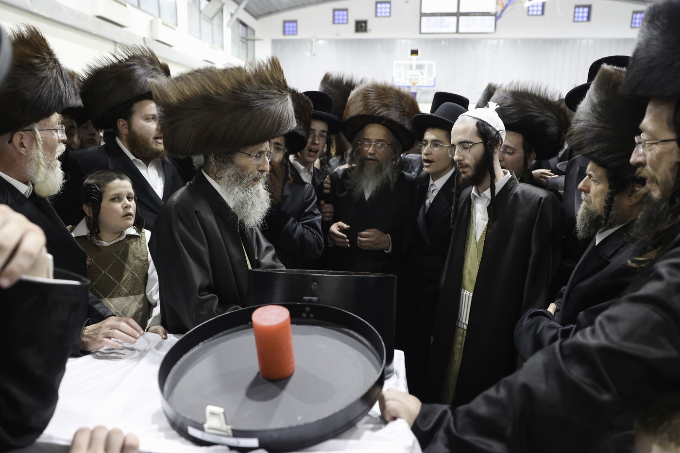 שבת אופרוף לבן המשפיע הגה"צ רבי אלימלך בידרמן | צפו