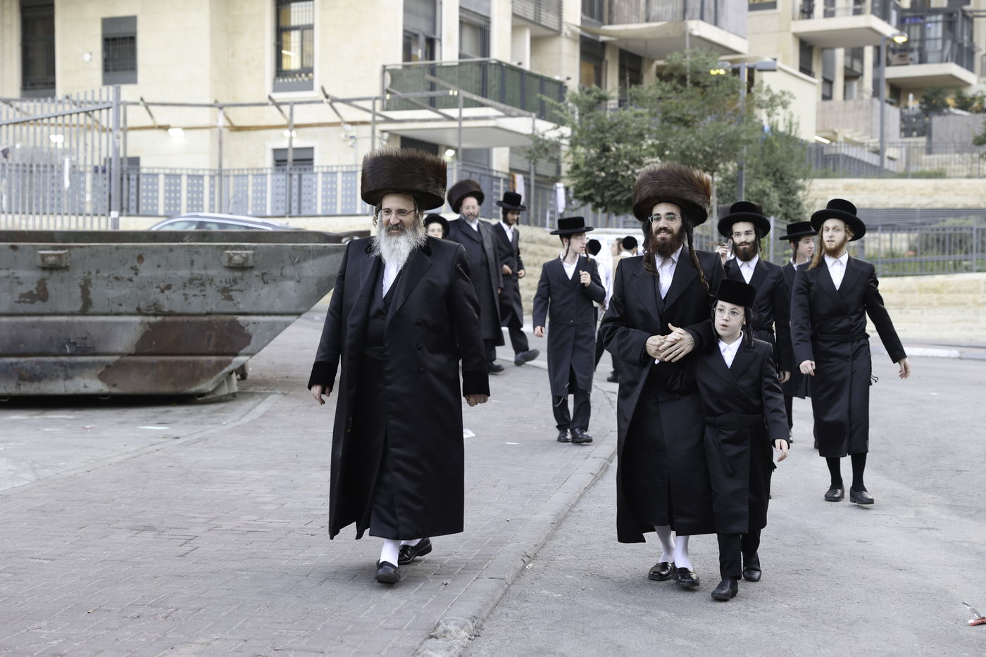 שבת אופרוף לבן המשפיע הגה"צ רבי אלימלך בידרמן | צפו