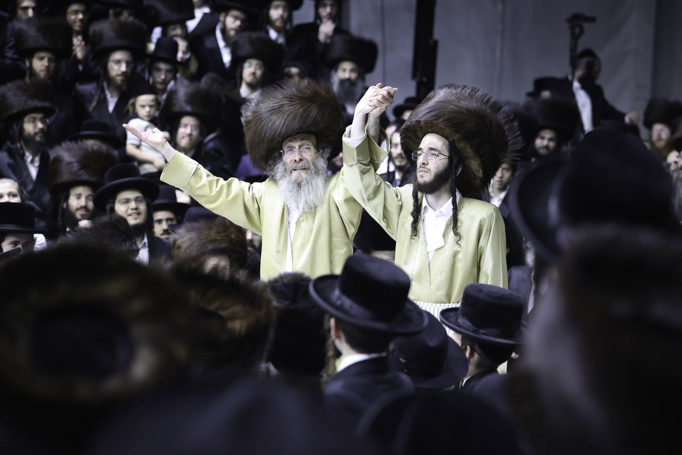 שבת אופרוף לבן המשפיע הגה"צ רבי אלימלך בידרמן | צפו