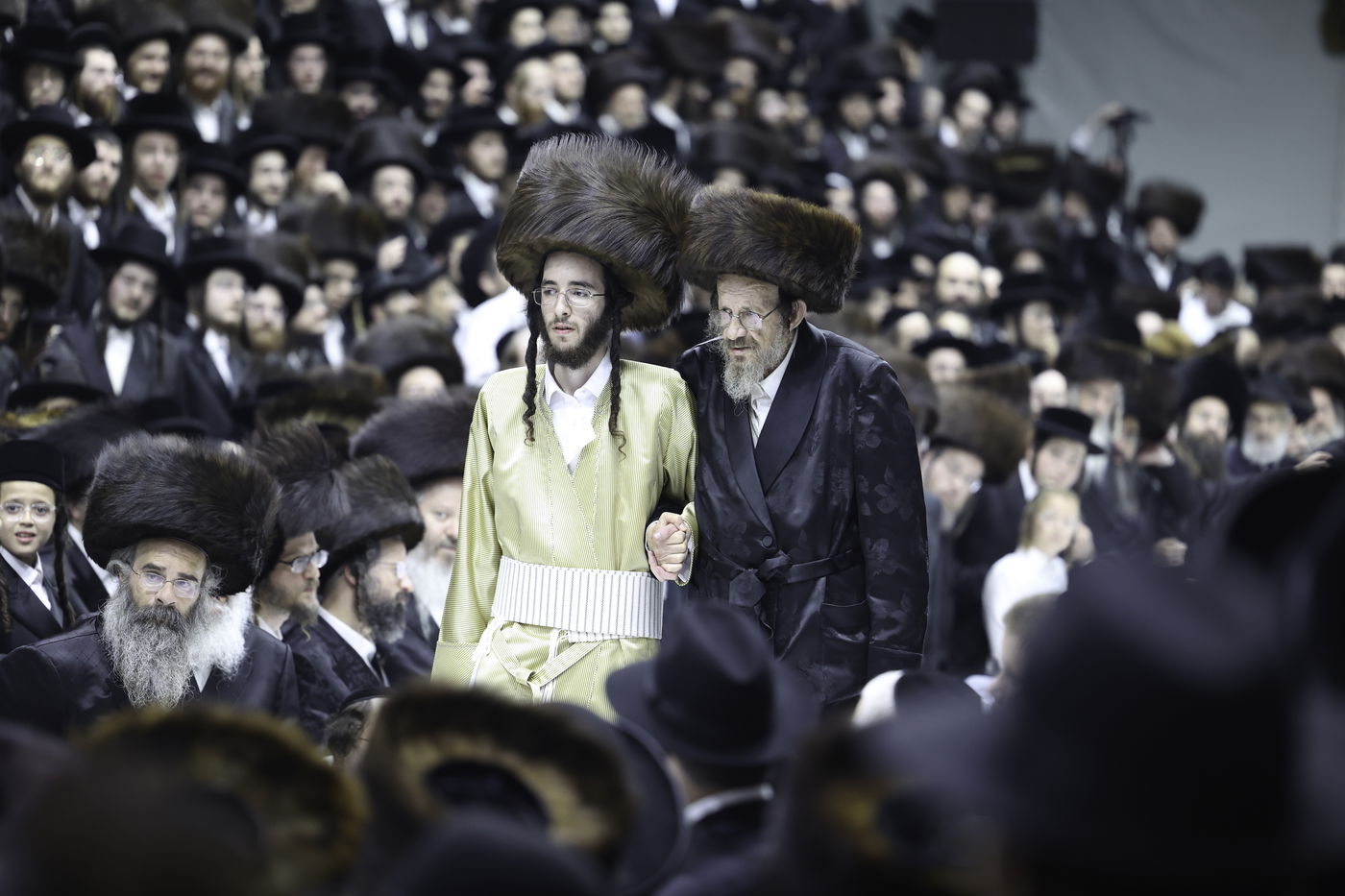 שבת אופרוף לבן המשפיע הגה"צ רבי אלימלך בידרמן | צפו