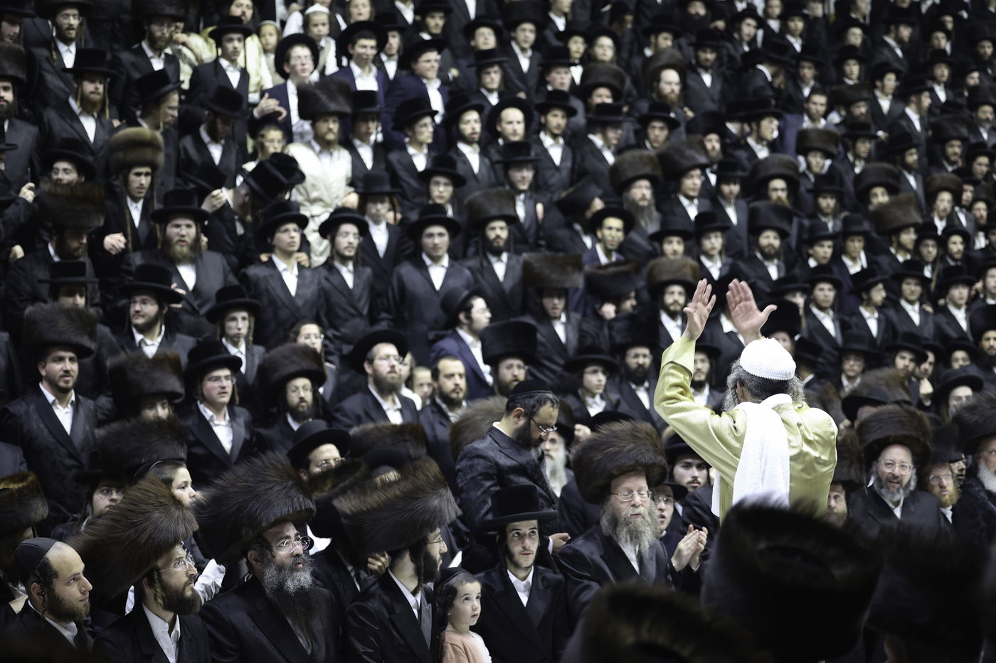 שבת אופרוף לבן המשפיע הגה"צ רבי אלימלך בידרמן | צפו