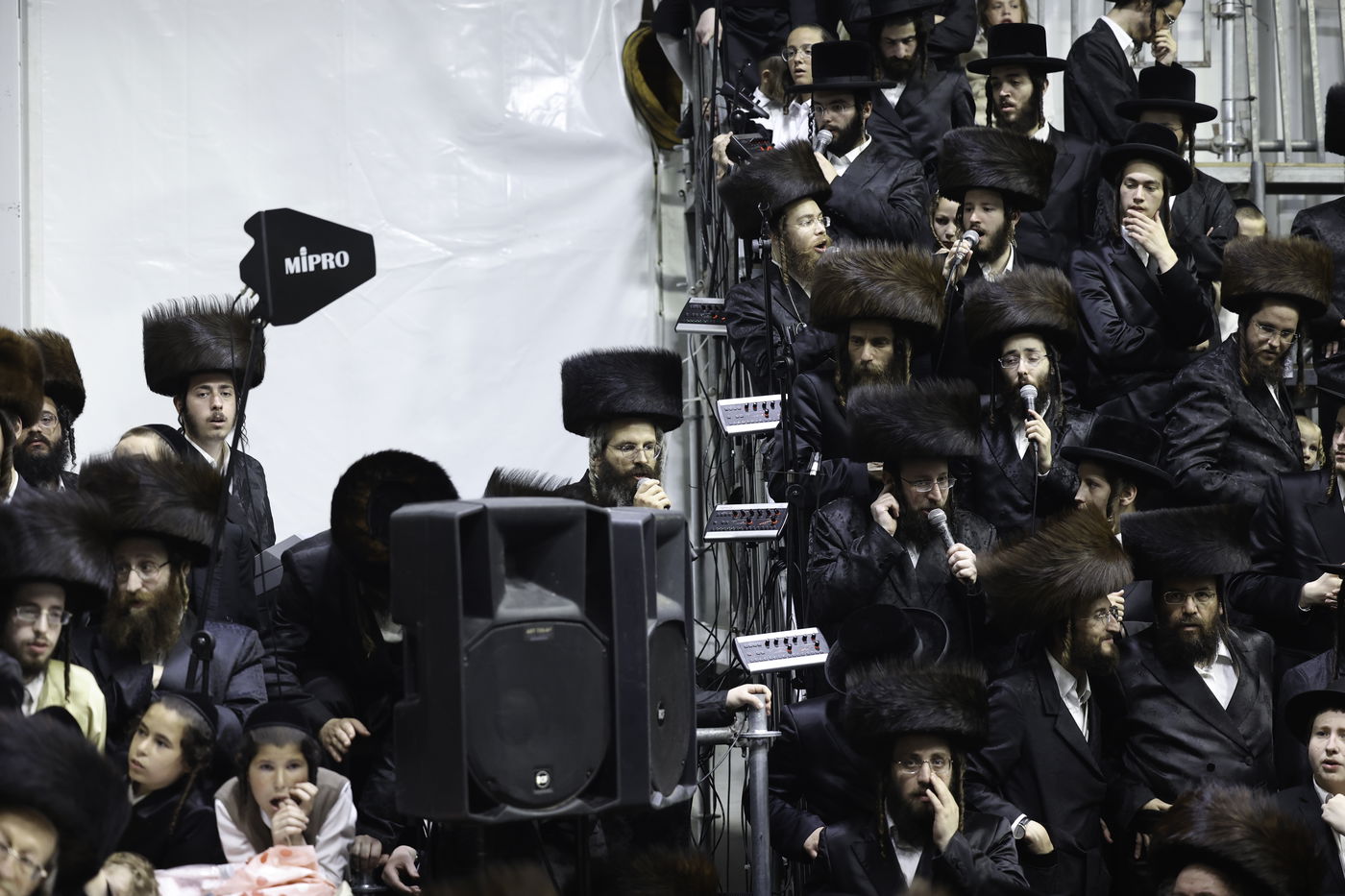 שבת אופרוף לבן המשפיע הגה"צ רבי אלימלך בידרמן | צפו