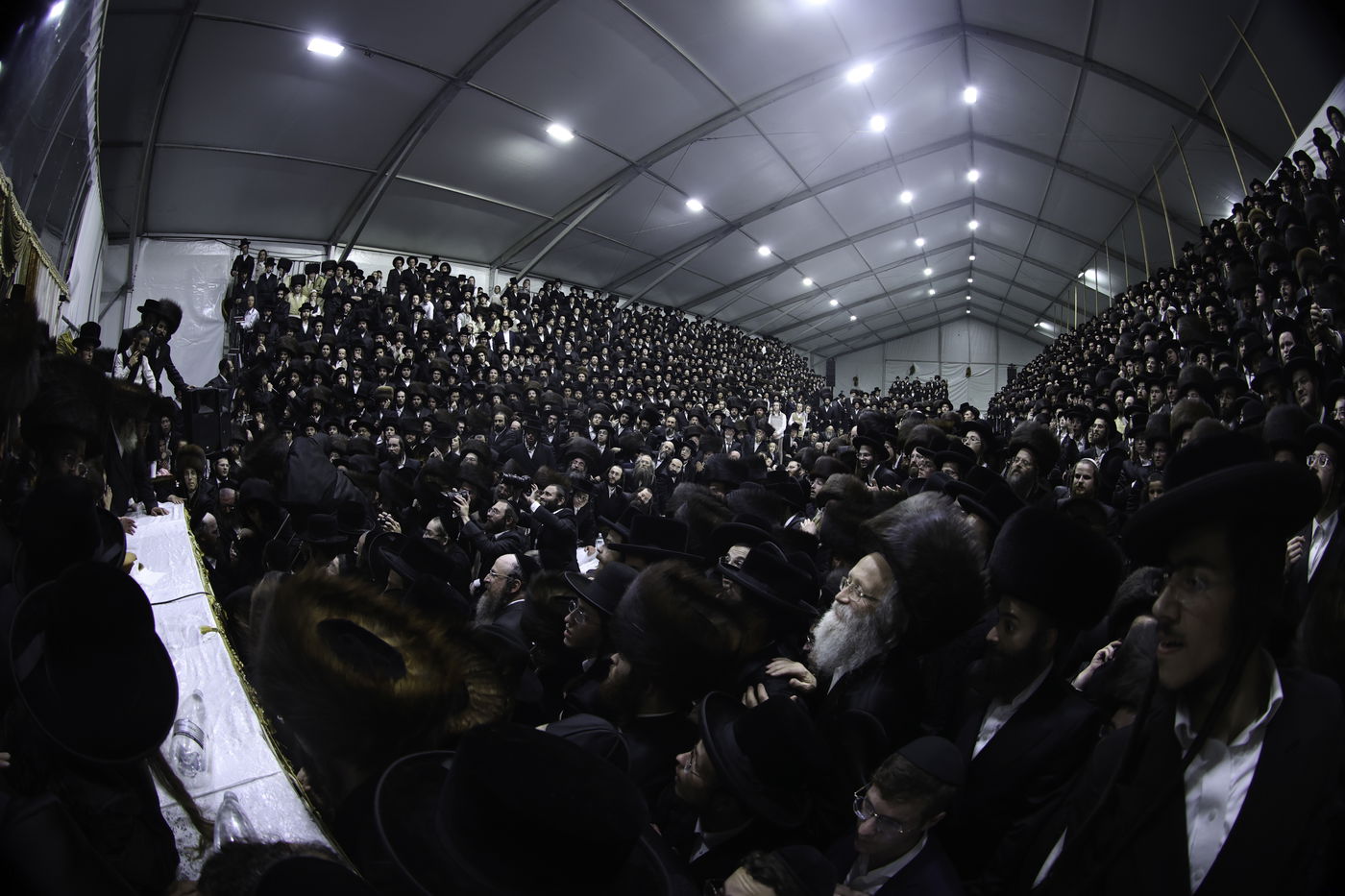 שבת אופרוף לבן המשפיע הגה"צ רבי אלימלך בידרמן | צפו