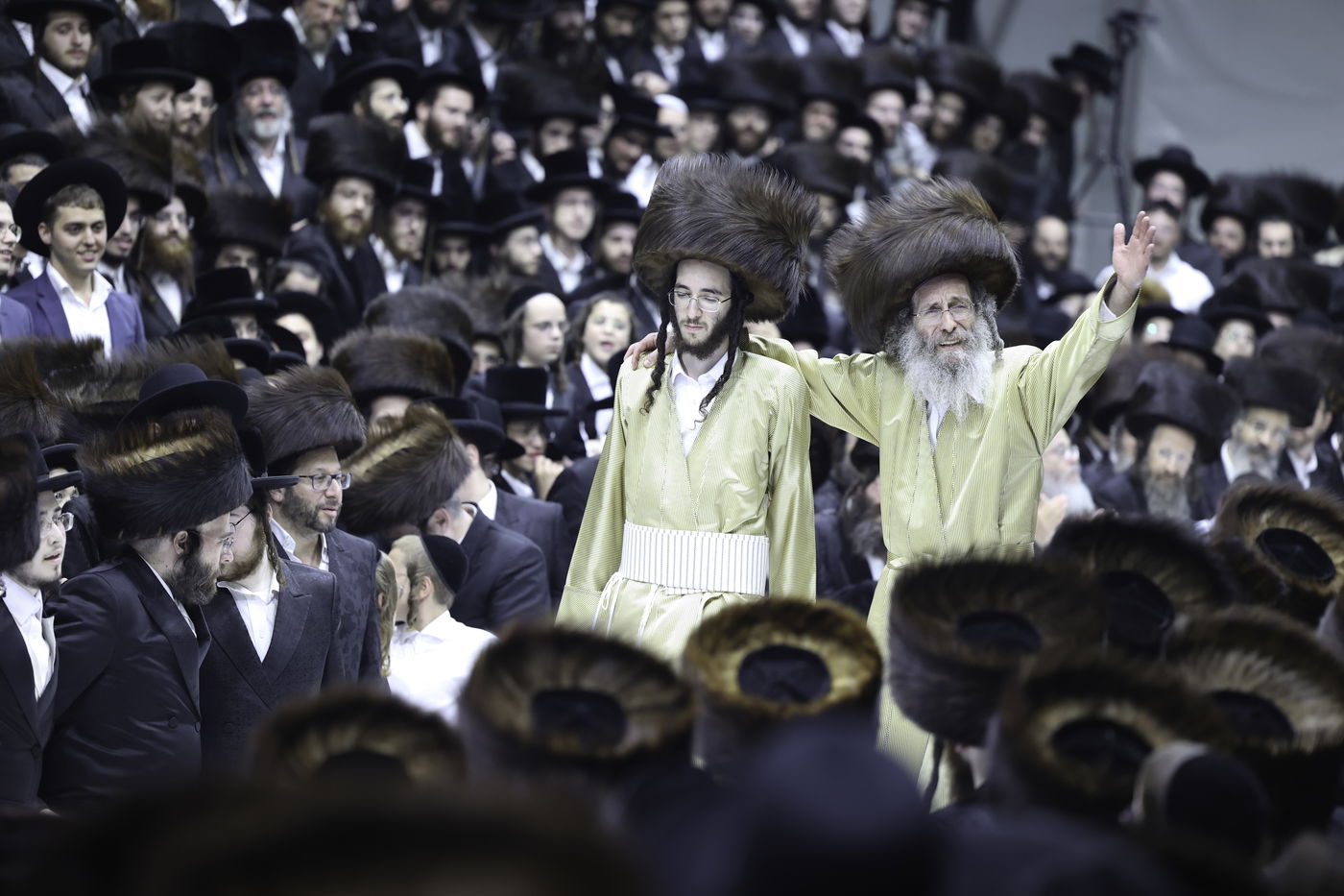 שבת אופרוף לבן המשפיע הגה"צ רבי אלימלך בידרמן | צפו