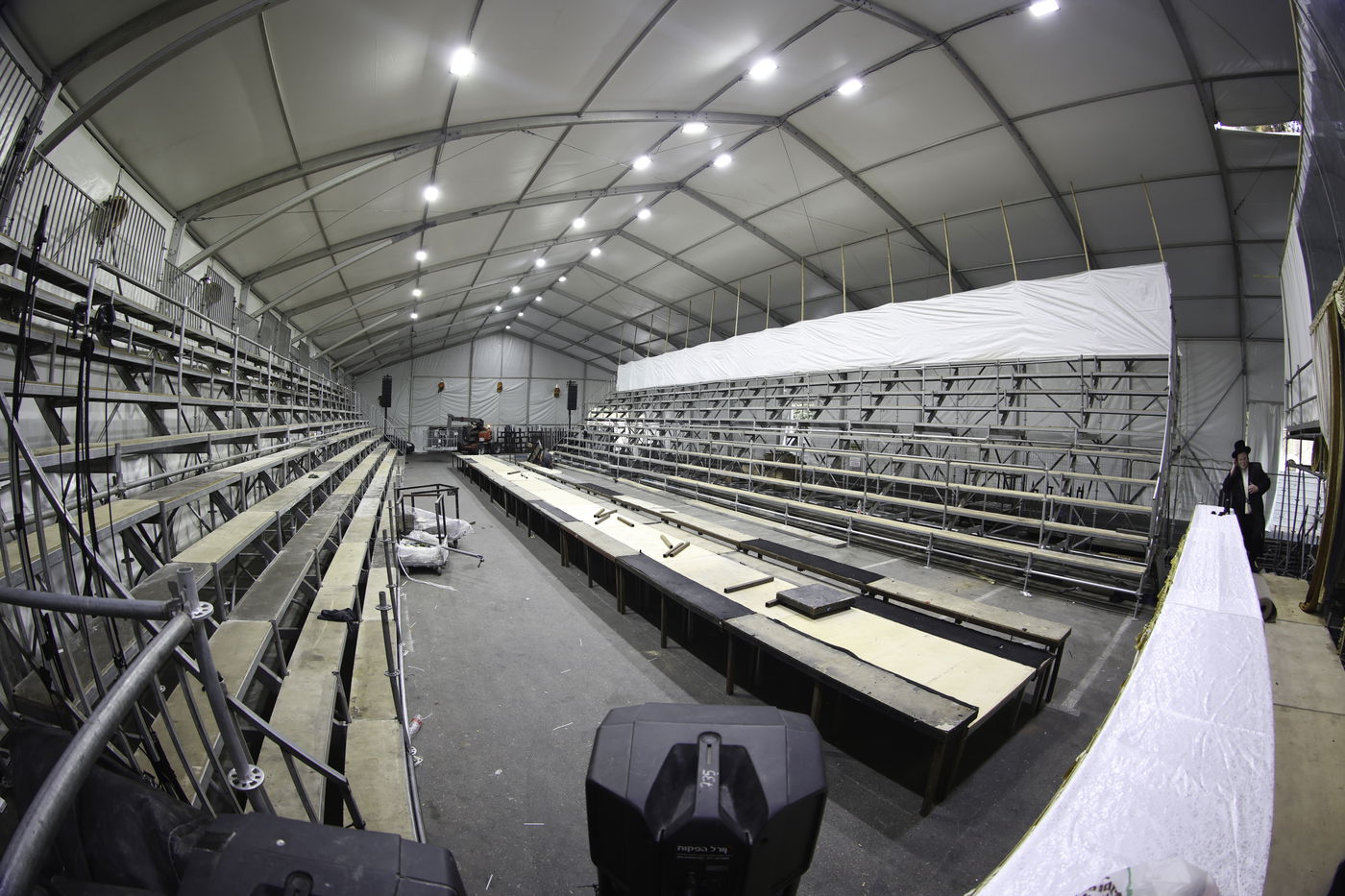 שבת אופרוף לבן המשפיע הגה"צ רבי אלימלך בידרמן | צפו