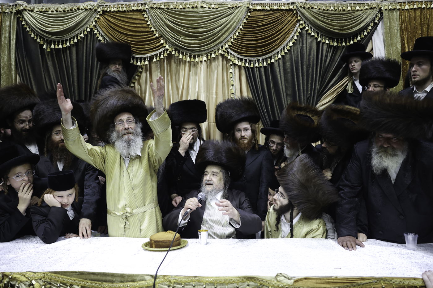 שבת אופרוף לבן המשפיע הגה"צ רבי אלימלך בידרמן | צפו