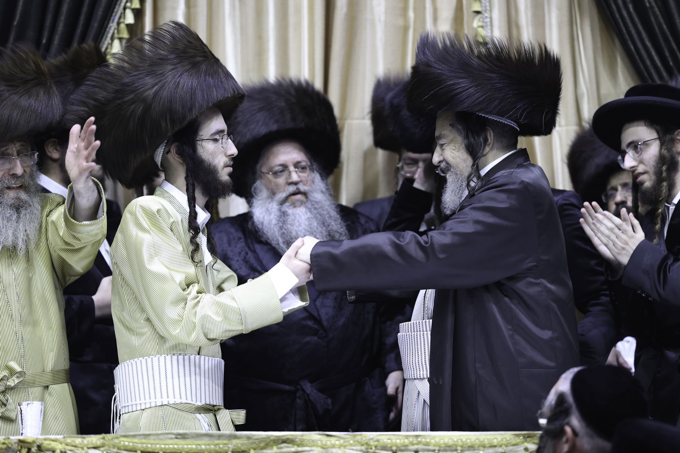 שבת אופרוף לבן המשפיע הגה"צ רבי אלימלך בידרמן | צפו