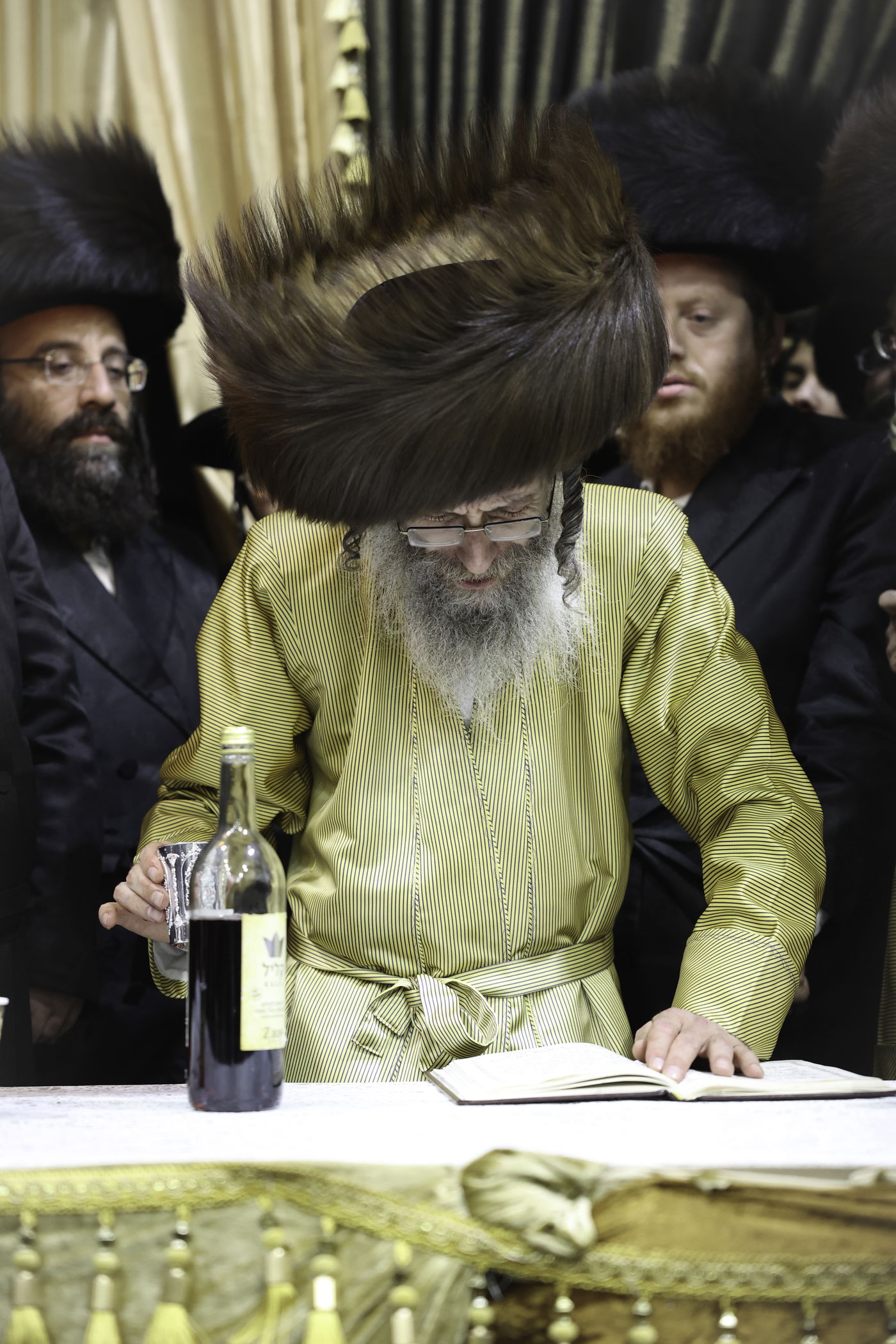 שבת אופרוף לבן המשפיע הגה"צ רבי אלימלך בידרמן | צפו