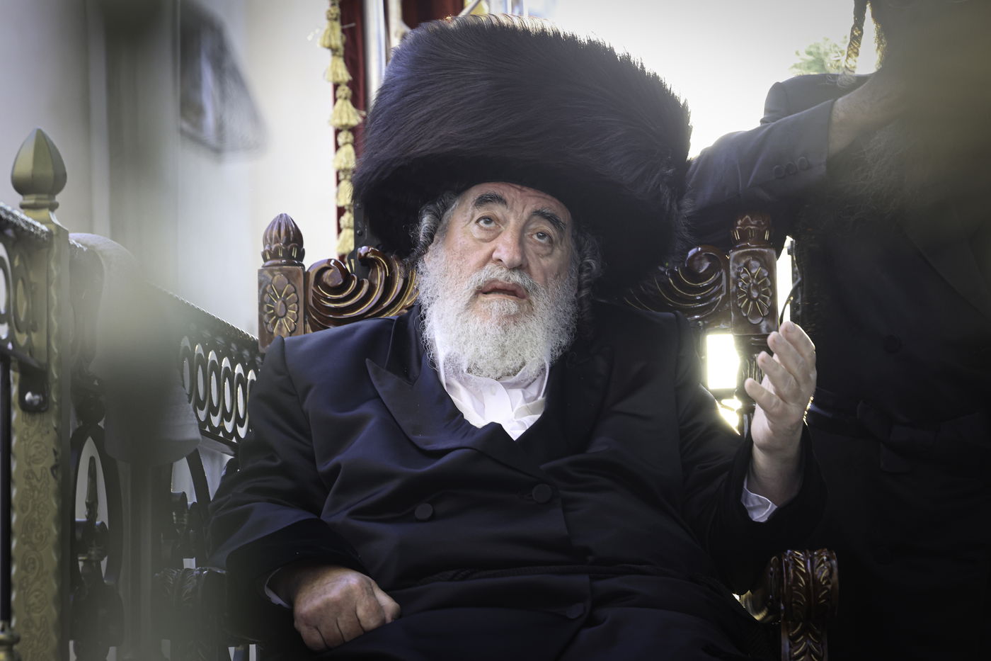 תיעוד ענק: אלפים בחתונת בן המשפיע רבי מיילך בידרמן