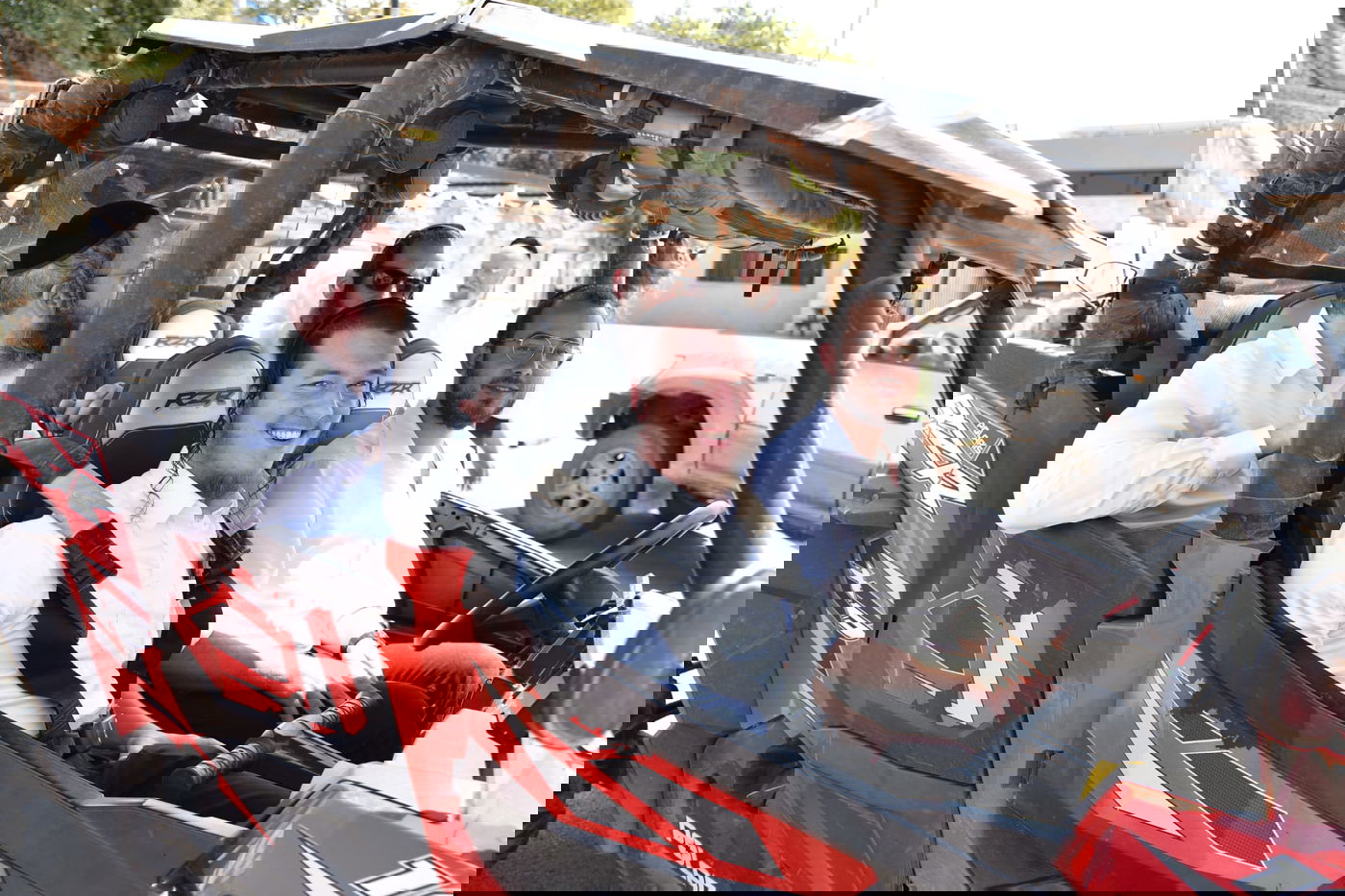 זופניק בכיכר • כל התמונות, הנייעס והחשיפות של השבוע