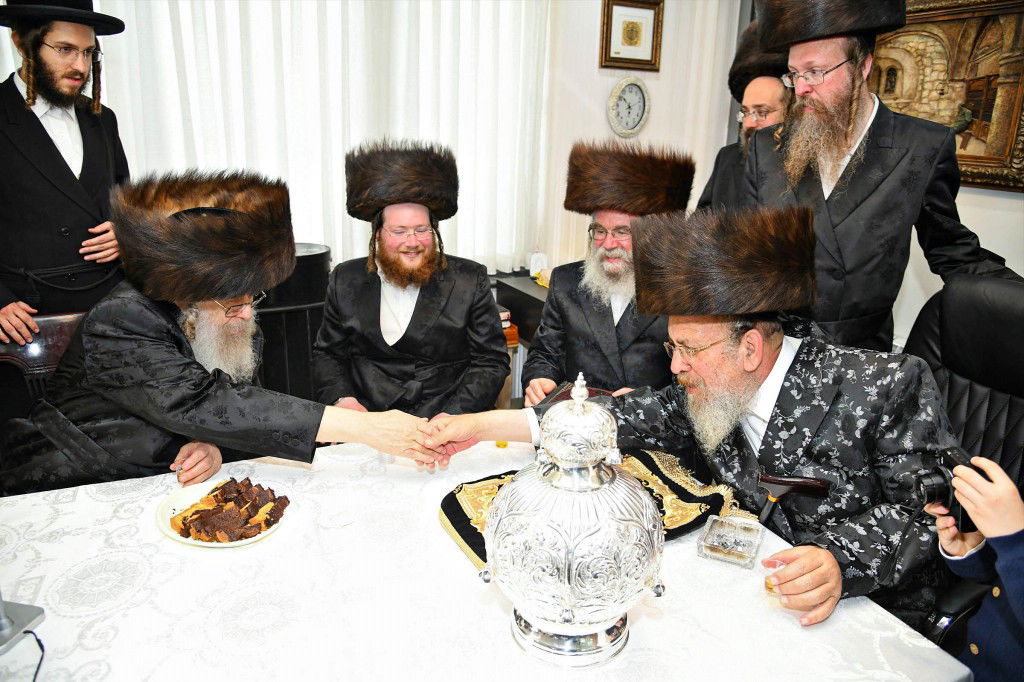 ביתר עילית חגגה בהכנסת ס"ת לביהמ"ד מטרסדורף | תיעוד