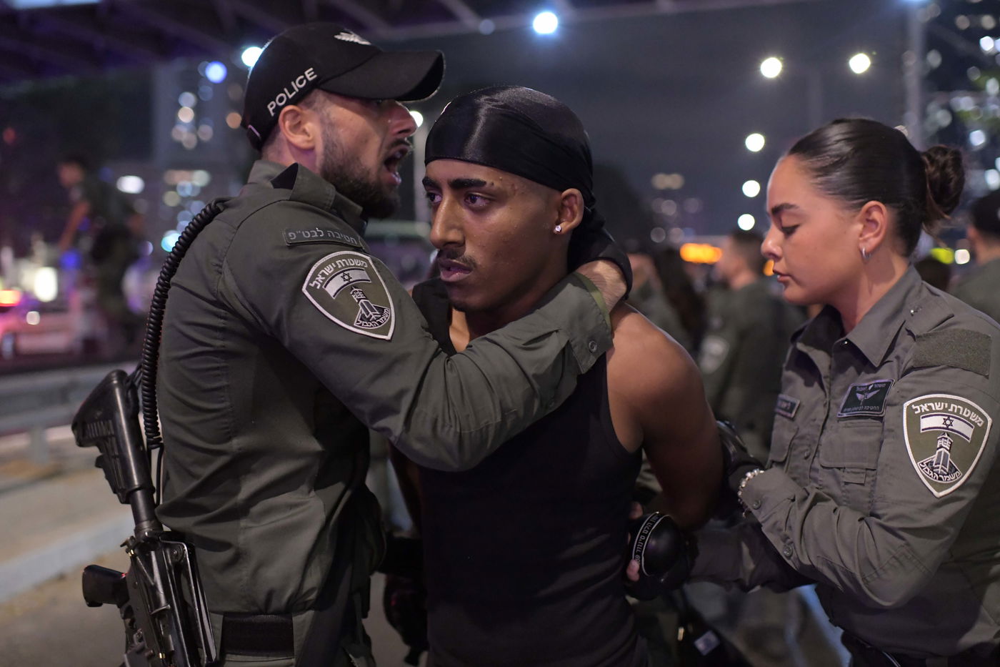 תיעוד מסכם מהפגנת 'צדק לרפאל': שוטרים נפצעו, 8 עצורים