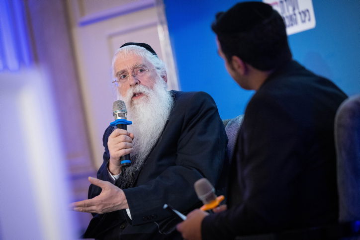 התפלגנו פוליטית, אבל הדף היומי מאחד אותנו / מאיר פרוש