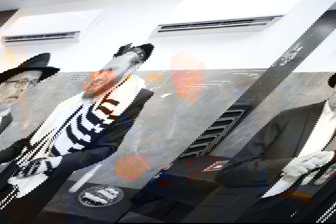 בראשות גדולי ישראל: ברית לבן נאמן ביתו ונכד הגר"ד לנדו