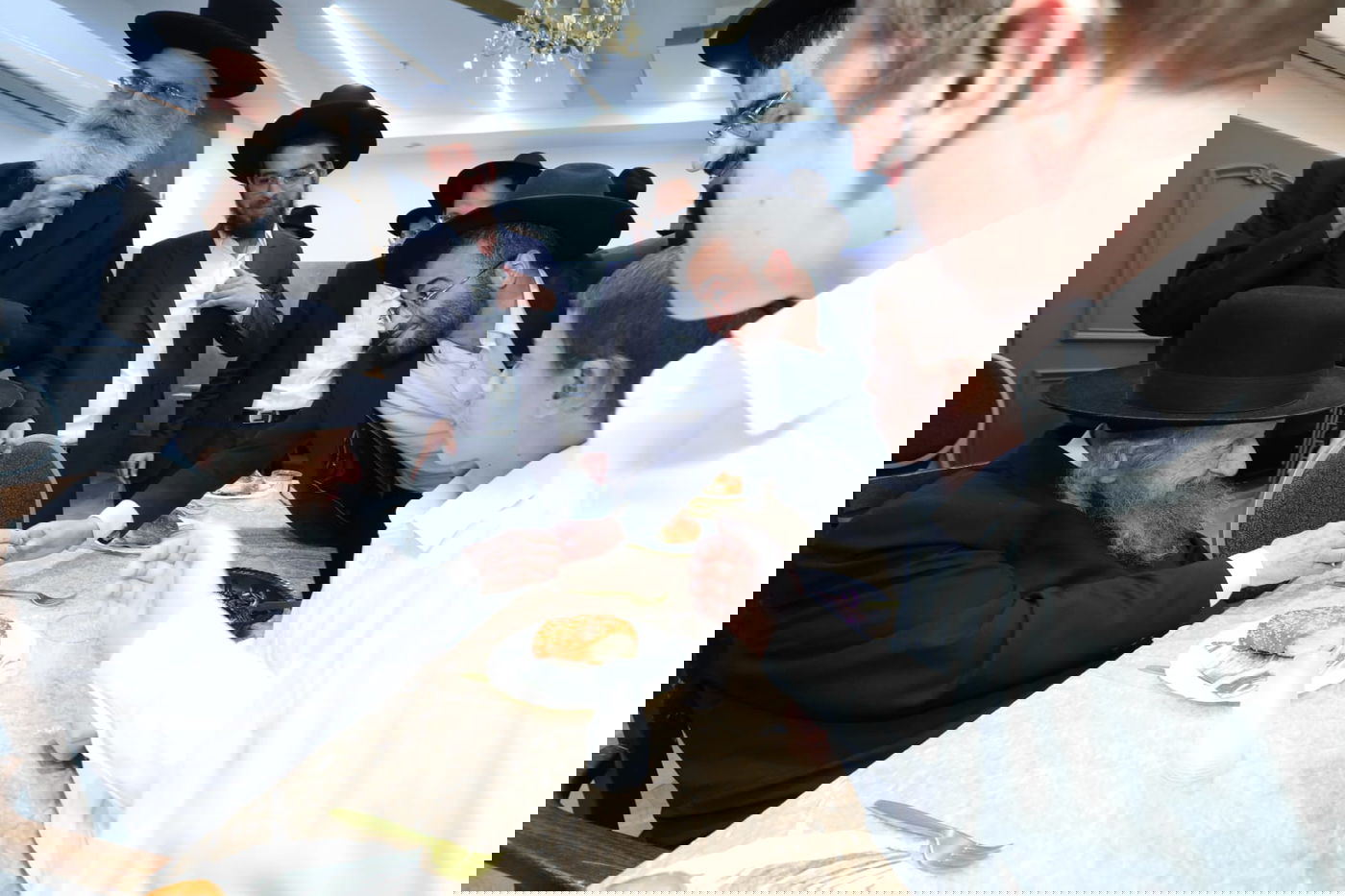 בראשות גדולי ישראל: ברית לבן נאמן ביתו ונכד הגר"ד לנדו