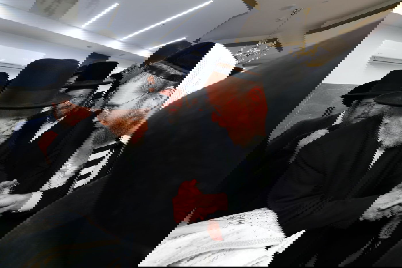 בראשות גדולי ישראל: ברית לבן נאמן ביתו ונכד הגר"ד לנדו