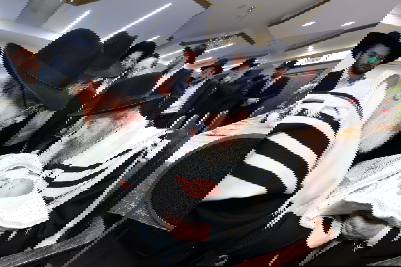 בראשות גדולי ישראל: ברית לבן נאמן ביתו ונכד הגר"ד לנדו