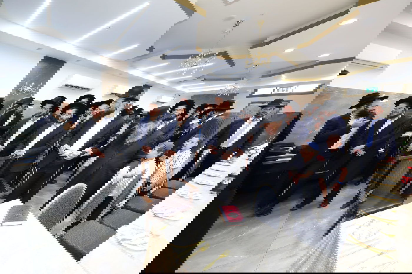 בראשות גדולי ישראל: ברית לבן נאמן ביתו ונכד הגר"ד לנדו