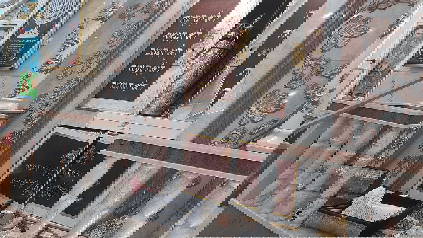 אחד מבתי הכנסת שהושחתו