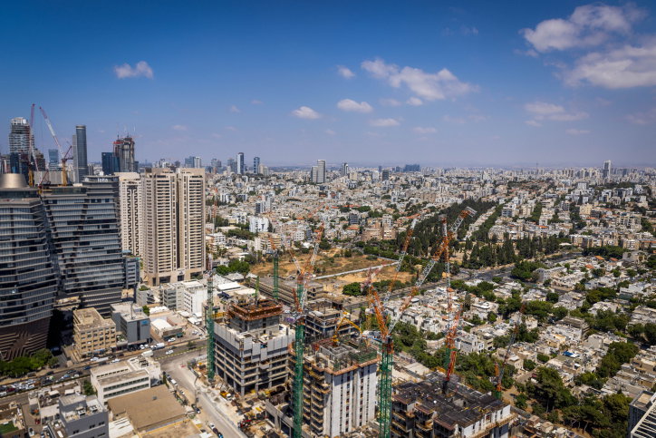 מזג האוויר: ירידה בטמפרטורות, סיכוי לגשם בצפון הארץ