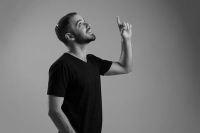 עלי הרטום בסינגל חדש: "מזמן"