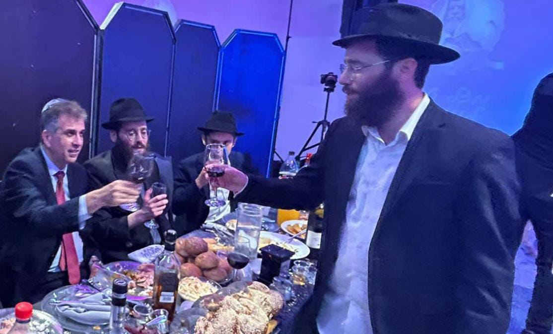 זופניק בכיכר • כל התמונות, הנייעס והחשיפות של השבוע