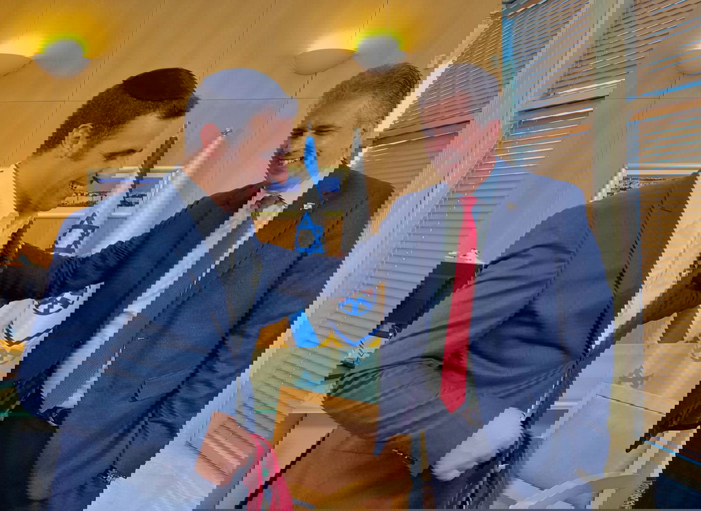 זופניק בכיכר • כל התמונות, הנייעס והחשיפות של השבוע