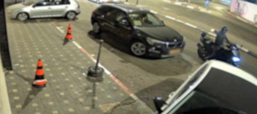 רגעי הירי מהאופנוע