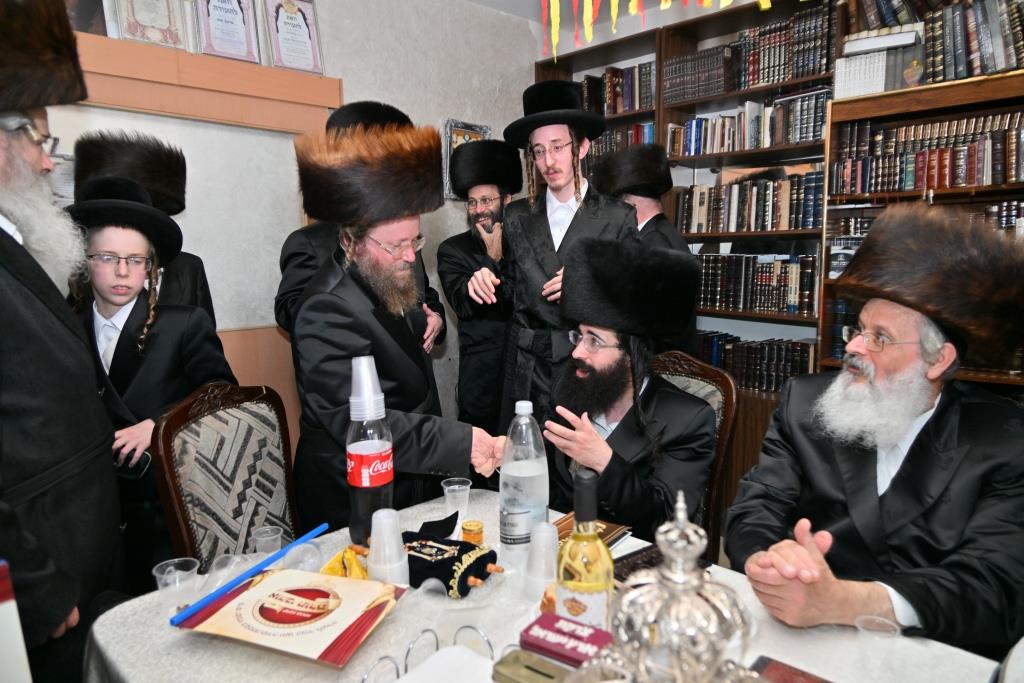 מעמד הכנסת ס"ת לישיבת אוהבי תורה באשדוד