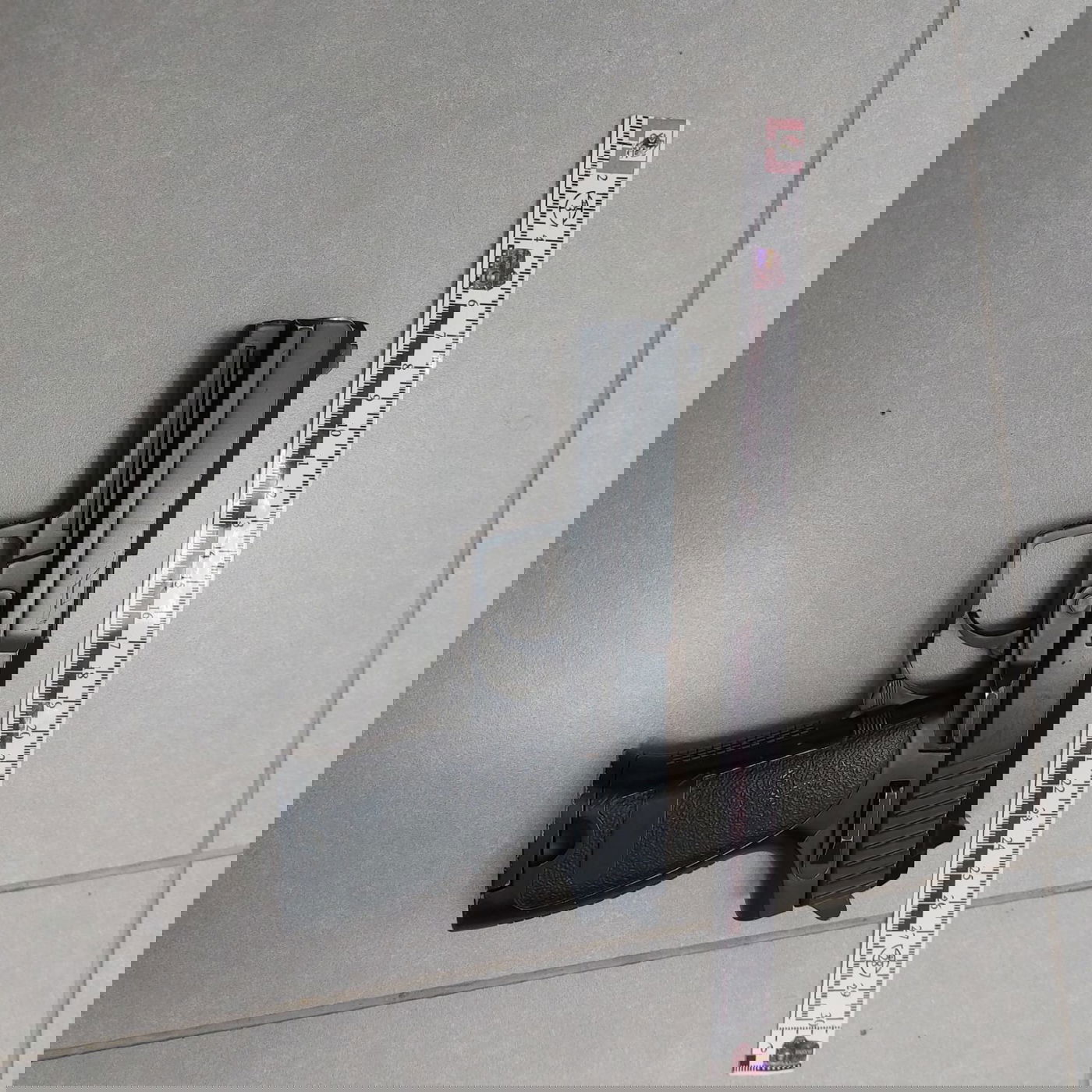 האקדח שבו התבצע האיום