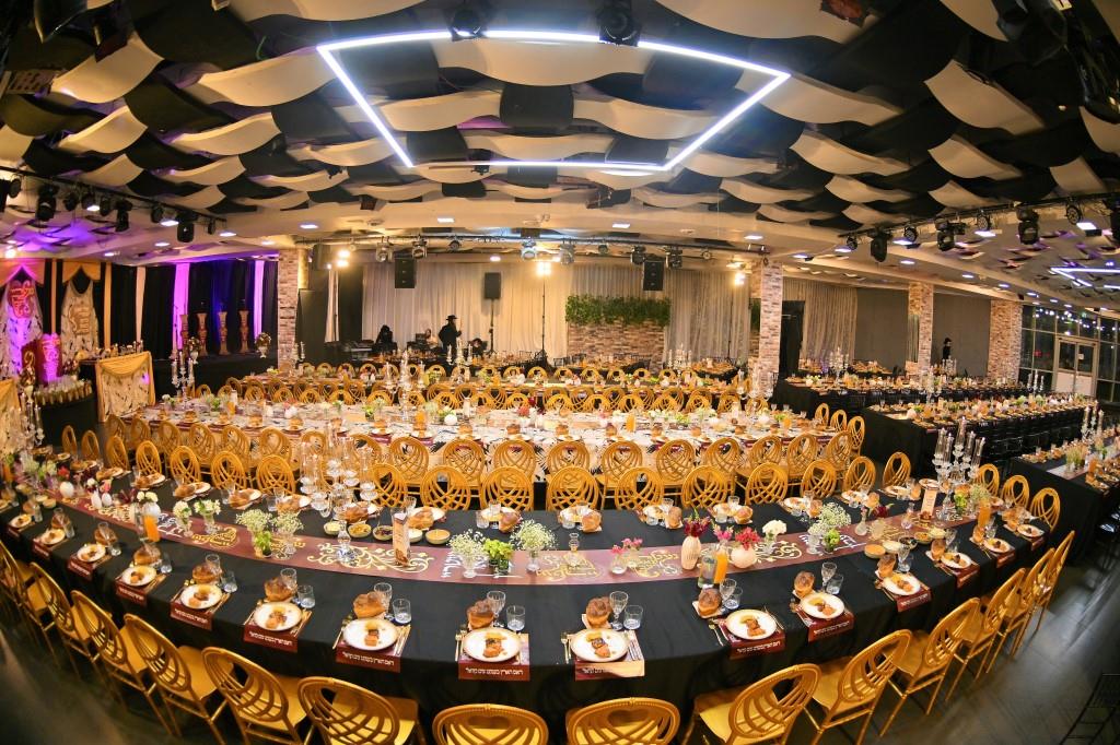 מעמד "געטריי פארן רעבי'ן" בראשות הגרי"מ שכטר | צפו