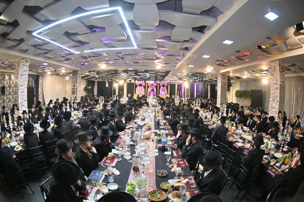 מעמד "געטריי פארן רעבי'ן" בראשות הגרי"מ שכטר | צפו