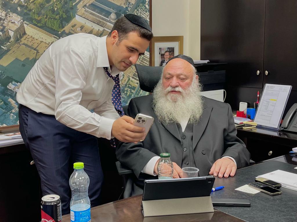 זופניק בכיכר • כל התמונות, הנייעס והחשיפות של השבוע