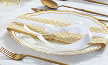 כך תעצבו שולחן חג חגיגי במהירות ובקלות