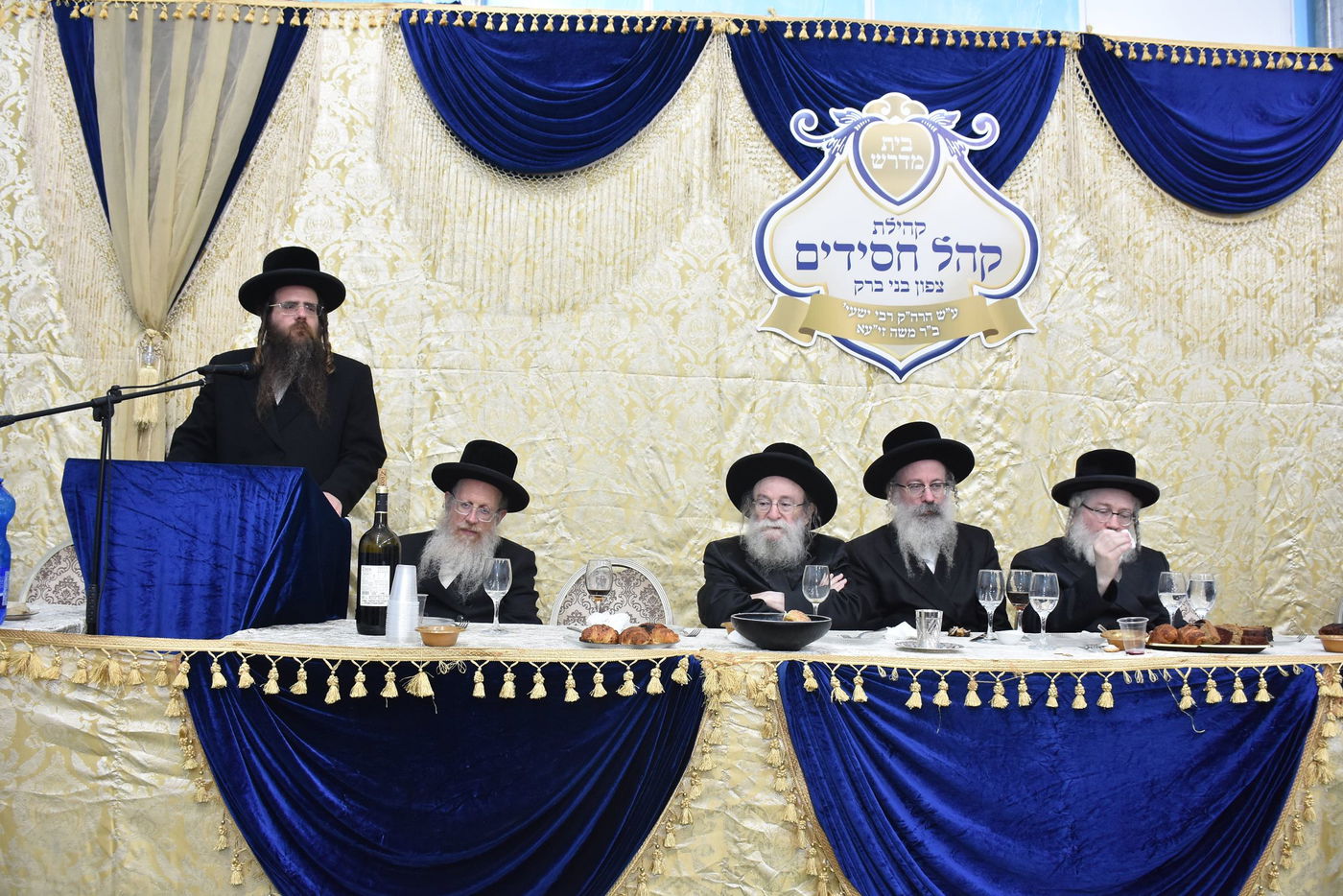 מעמד הכתרת הגר"מ שוורץ לרב קהילת קהל חסידים בצפון בני ברק