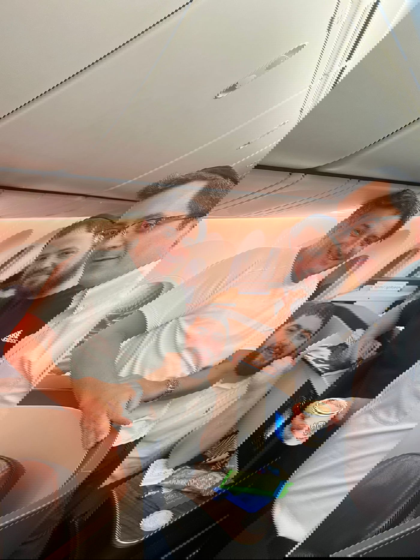 זופניק בכיכר • כל התמונות, הנייעס והחשיפות של השבוע