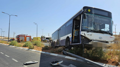 הנהג שכח להרים את בלם היד - ונהרג מהאוטובוס שמחץ אותו
