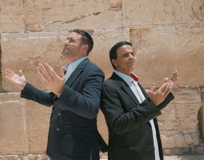 אלירן אלבז וציון גולן בדואט חדש: "שמע קולנו"