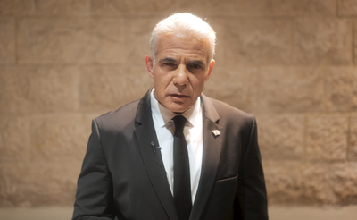 ראש האופוזיציה לפיד: "לא ניתן יד לניסיון הונאה" | צפו