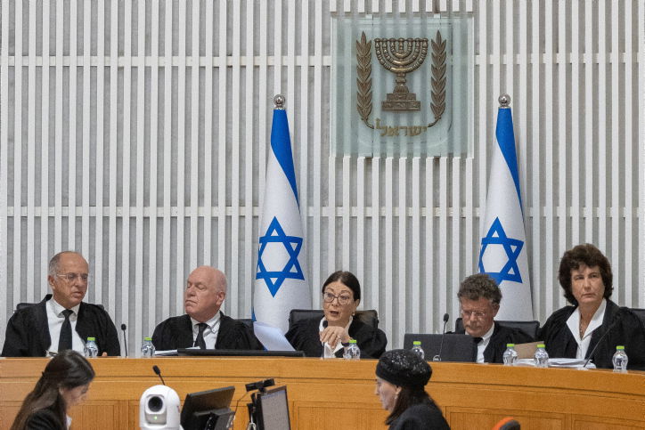 השופט עמית בדיון בבג"ץ