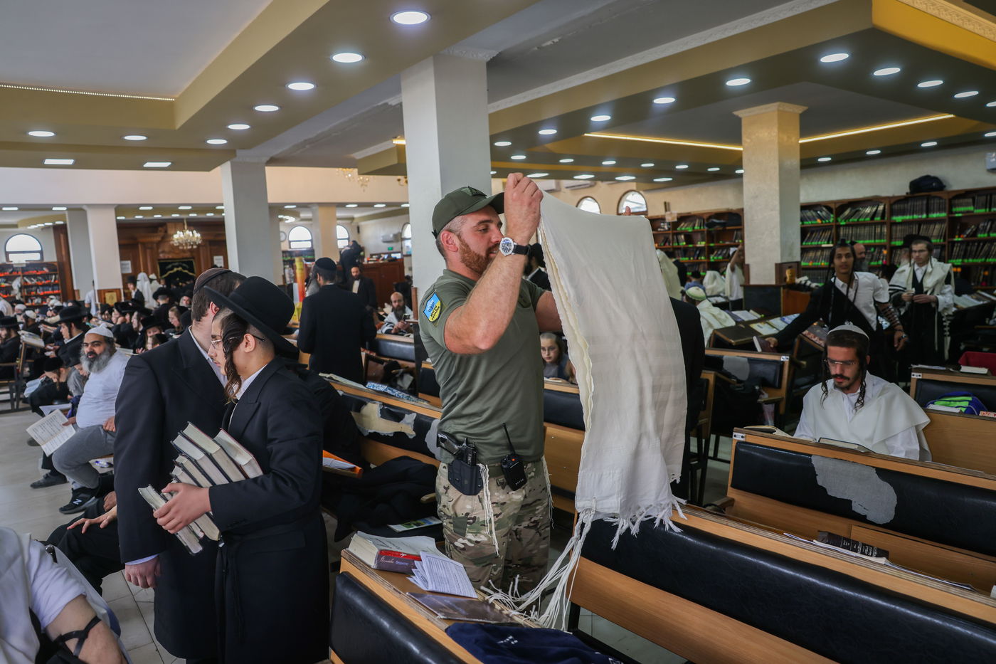 איזו אווירה! אלפים כבר הגיעו לאומן | תיעוד מיוחד
