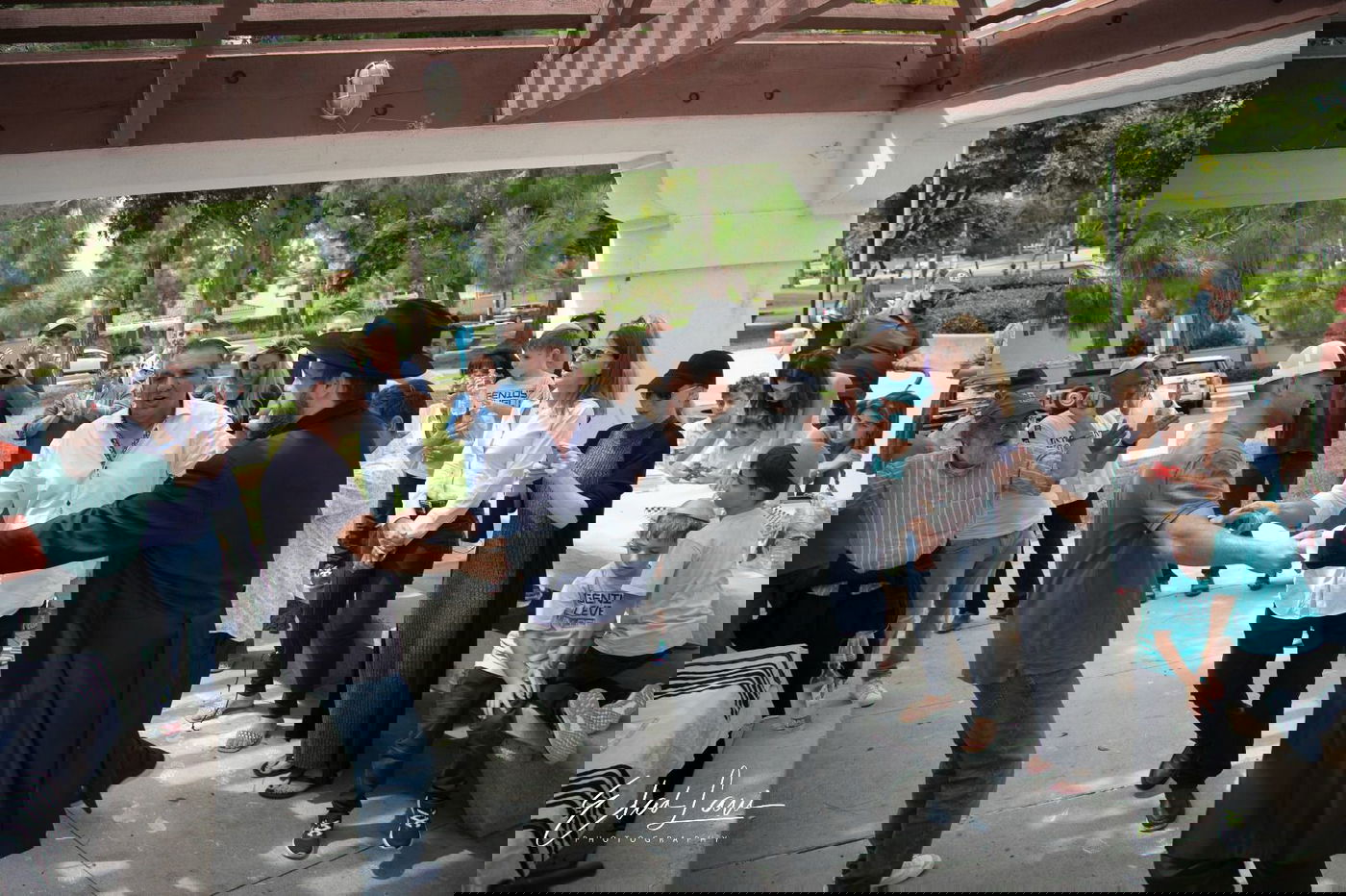 אירוע נדיר: כך נראתה הכנסת ספר תורה בעיר אירווין, קליפורניה | תיעוד 