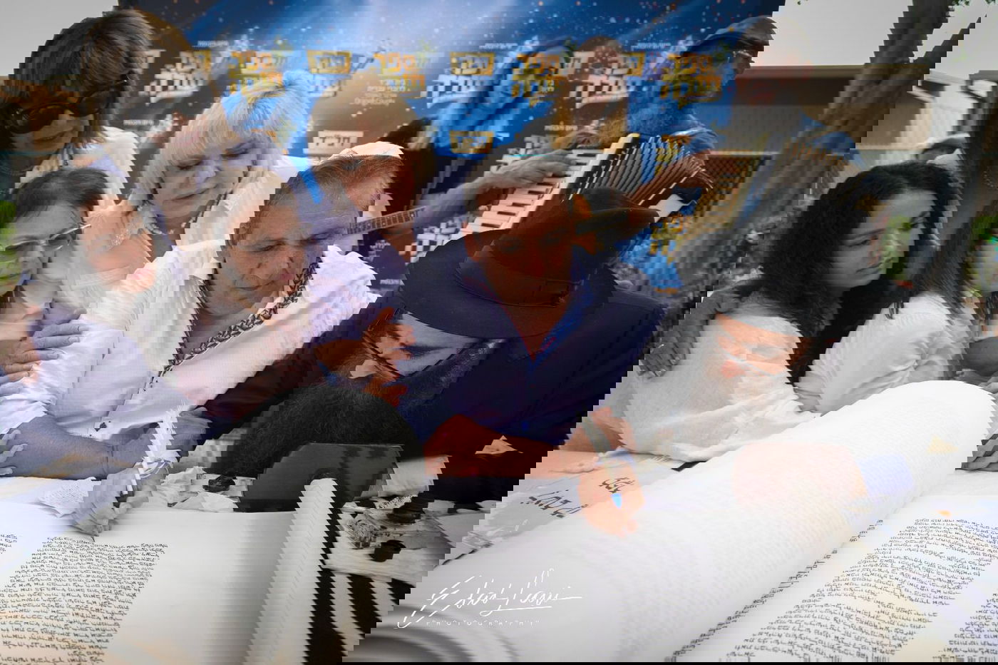 אירוע נדיר: כך נראתה הכנסת ספר תורה בעיר אירווין, קליפורניה | תיעוד 