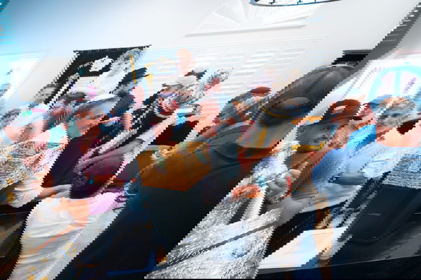 אירוע נדיר: כך נראתה הכנסת ספר תורה בעיר אירווין, קליפורניה | תיעוד 