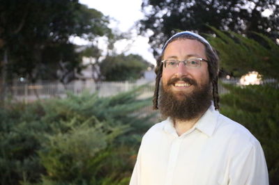 דביר טל בסינגל ביכורים חדש: "בוחר באור"