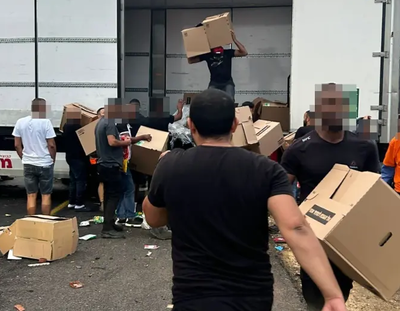 נעצרו החשודים שבזזו משאית לאחר שהנהג נהרג בתאונה