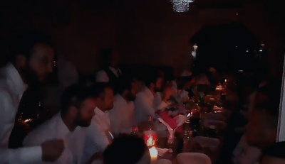 ליל ראש השנה באומן: החשמל כבה לפתע והחסידים פרצו בשירה אדירה | צפו בתיעוד