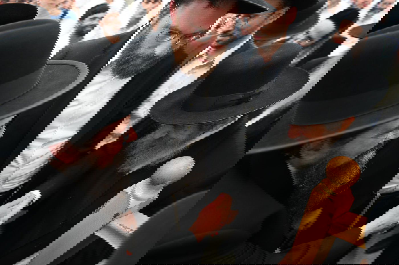 ראש הישיבה הגר"ד לנדו בשיעור ודברי חיזוק בישיבת מיר | תיעוד